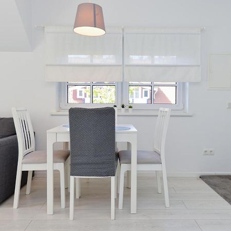 Apartment Amber White ニダ エクステリア 写真